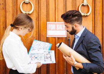Hiring a Real Estate Transaction Coordinator: 7 Must-Know Benefits